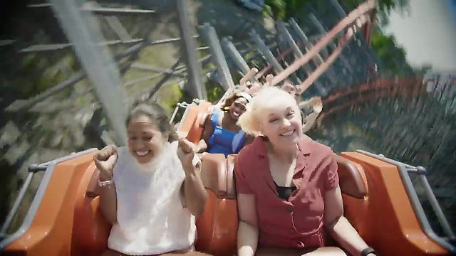 Six Flags Commercial